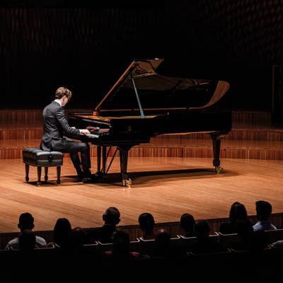 International Pianists in Recital Series Pack
